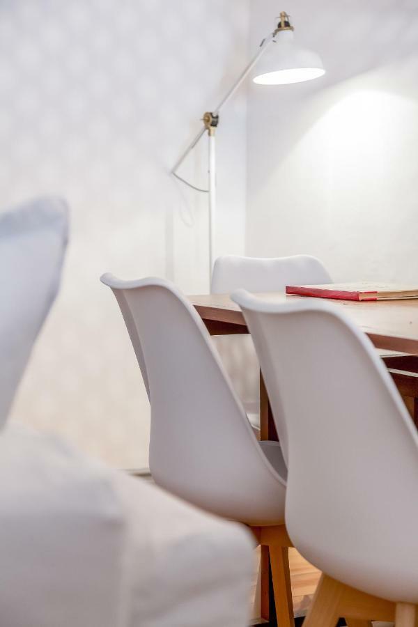 Bright & Spacious Alfama Apartment, By Timecooler Lisbon Exterior photo
